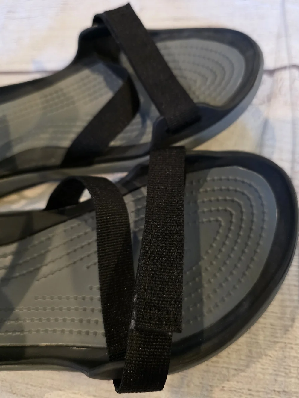 Crocs Swiftwater Webbing Sandals Women’s Size 7 Black Adjustable Straps Active - Picture 4 of 10